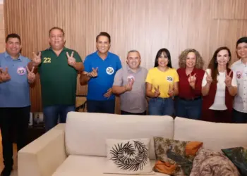 Prefeitos Josi, Ronivon Maciel e Celso Morais manifestam apoio a Janad na Capital em encontro com Gomes, Dorinha e Gaguim