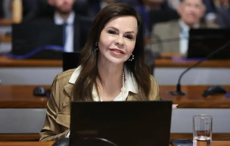 Projeto da Professora Dorinha que leva transporte e alimentação para institutos federais é aprovado na CAE