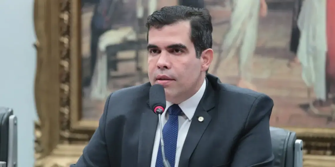 CCJ da Câmara aprova PEC que limita decisões monocráticas do Supremo; Ayres foi favorável: “ Cada poder deve atuar dentro dos limites constitucionais”