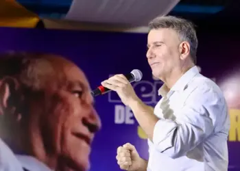 BILHETE DO CT | Para o prefeito eleito Eduardo Siqueira Campos, o Davi que venceu Golias