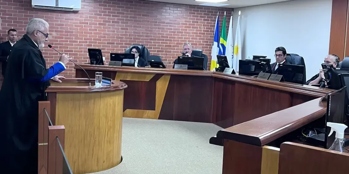 Recurso da Ajusp que cobra aplicação do reajuste de 25% tem voto contrário e pedido de vista na 1ª Câmara do TJTO