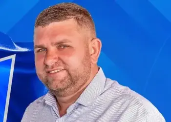 Em Silvanópolis, campanha de Deneis Borges questiona candidatura de Matheus Henrique por estar no 2º mandato consecutivo como vice-prefeito