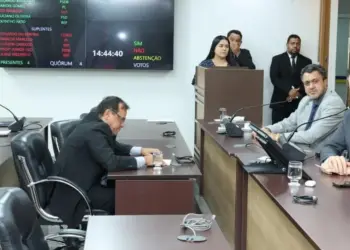 Resultado de acordo extrajudicial, projeto que prevê reajuste de 4,88% a 288 servidores do MPE é aprovado pelas comissões da Aleto