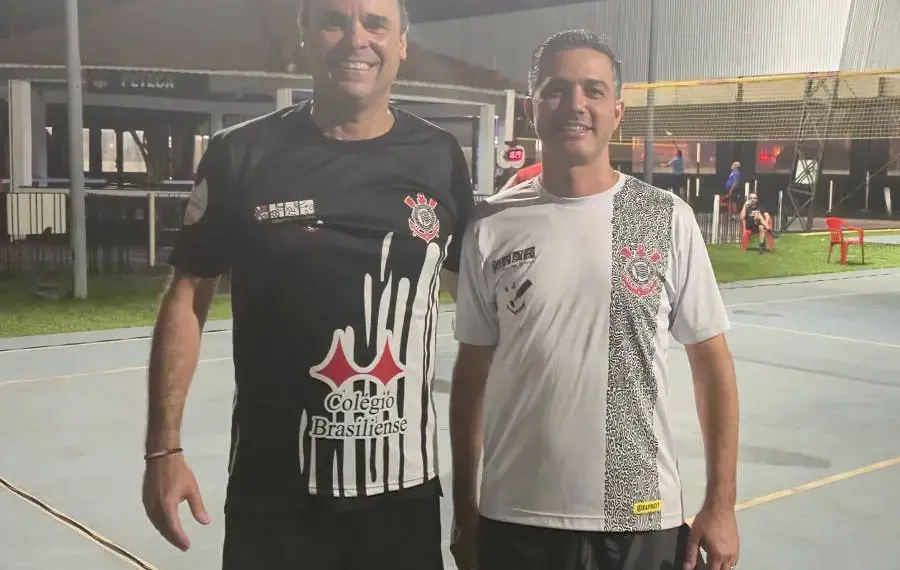 Atleta e Poeta Tocantinense Leonardo Luiz Ludovico Póvoa joga pelo Sport Clube Corinthians representando o Estado de São Paulo no 35º Campeonato Brasileiro de Seleções de Peteca