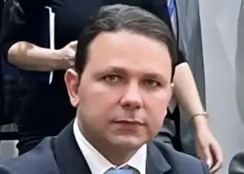 Prefeito eleito de Palmas, Eduardo Siqueira confirma Carlos Júnior como chefe de gabinete; já são 7 nomes confirmados para a equipe