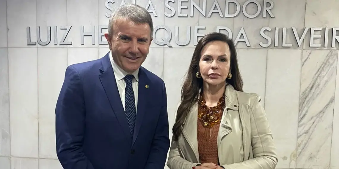 Governador Wanderlei, prefeito eleito Eduardo Siqueira e deputados lamentam atentado na Praça dos Três Poderes