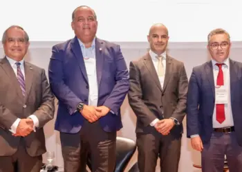 Em Encontro Internacional de Cibersegurança, Eduardo Gomes destaca que debate sobre regulamentação da IA no Brasil já contou com mais de 170 audiências públicas