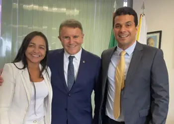 Senador Irajá recebe Eduardo Siqueira e garante que vai buscar recursos para hospital; prefeito eleito diz que filiará Palmas à ATM em 2025
