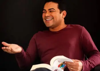 Evento em Araguaína professor lança livro sobre o cotidiano e os desafios de família ribeirinha