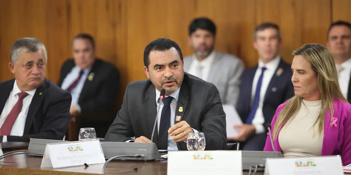 Wanderlei participa de audiência com Lula e governadores no Palácio do Planalto para conhecer PEC da Segurança Pública