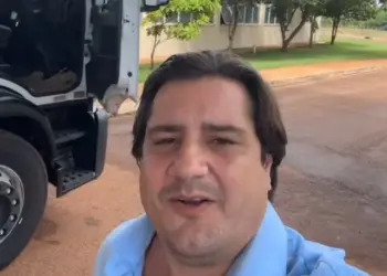 Projeto de Hortas Comunitárias de Gurupi recebe caminhão da Codevasf e Fortes agradece senador Eduardo Gomes