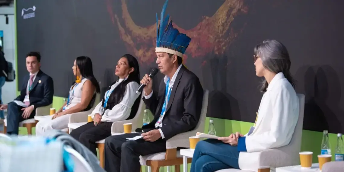 Em painel na COP29, no Azerbaijão, titular da Sepot, Paulo Xerente defende importância dos povos tradicionais no debate sobre mudanças climáticas