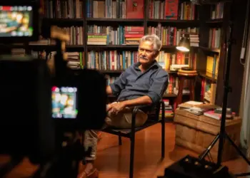 Porto Imensidão Documentário retrata a poesia de Pedro Tierr1