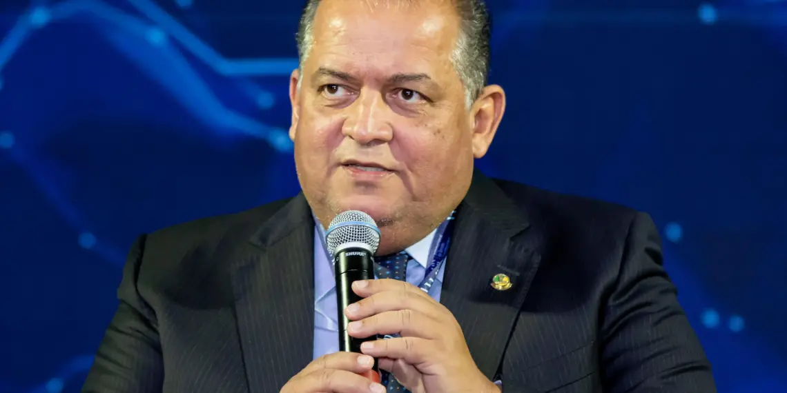 Eduardo Gomes media debate sobre Acesso à Justiça e Litigância Predatória com participação do ministro Mauro Campbell, do STJ, e da juíza Daniela Madeira, do CNJ