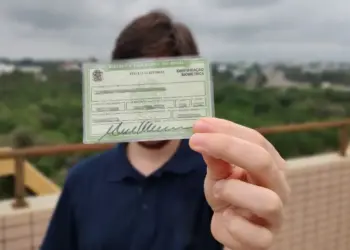 Atendimento para alistamento, transferência de domicílio e alteração do cadastro será retomado pela Justiça Eleitoral na terça-feira