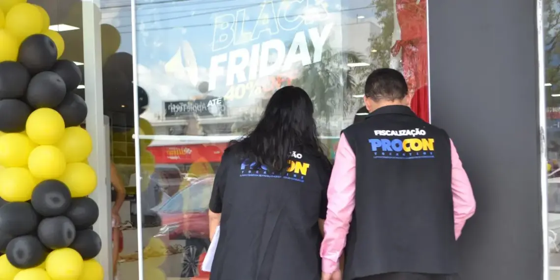 Procon autua nove empresas por descumprimento do Código de Defesa do Consumidor na Black Friday