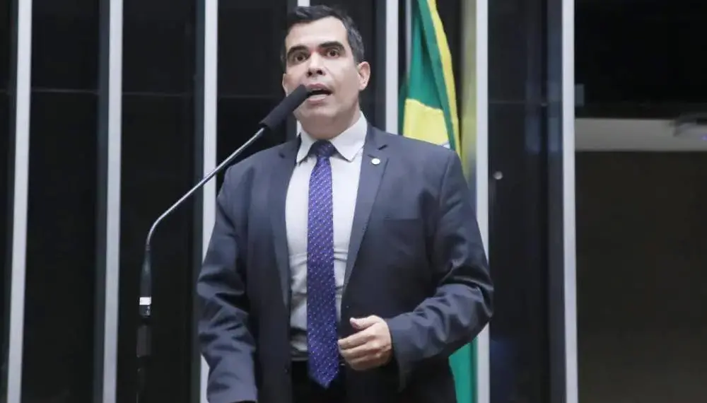 Câmara aprova projeto de Ayres que aumenta penas para crimes cometidos durante estado de calamidade pública