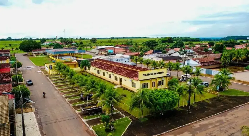 Após MPE apontar falta de idoneidade da banca e indícios de favorecimento, Justiça suspende concurso da Prefeitura de Barrolândia