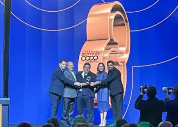Sicredi União MSTO e Oeste da Bahia conquista 1º lugar no Prêmio SomosCoop Melhores do Ano 2024, em Brasíli