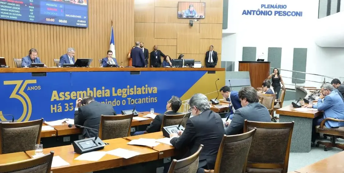 Deputados aprovam Lei Orçamentária para 2025, revisão do PPA e fazem até suplementação ao Planejamento para garantir emendas parlamentares