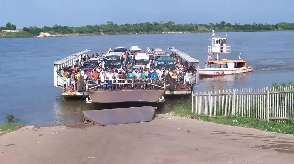 Ministro Renan garante a Wanderlei que balsas passarão a funcionar até este final de semana para garantir travessia no lugar de ponte que desabou