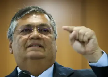 Maioria do STF mantém decisão de Dino que liberou emendas parlamentares