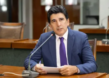 Geo diz que emenda dele, e não de Janad, foi a 1ª para a causa animal