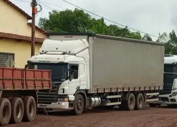 Axixá quer que governo do TO e Dnit organizem tráfego de caminhões que agora passam pela cidade por conta da queda da Ponte JK e deem apoio financeiro e logístico para recuperação de áreas já danificadas