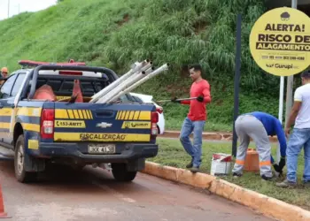 Prefeitura de Gurupi instala placas para alertar sobre riscos de alagamento em cinco pontos da cidade