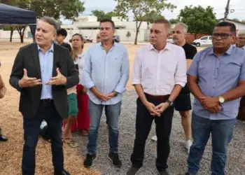 Durante inauguração de praça, vereador Amastha reforça que sua presença será ativa em todos os bairros e setores da Capital