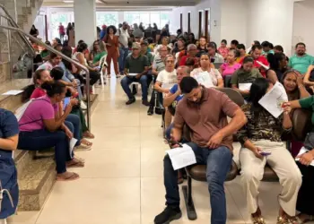 Prefeitura de Palmas nomeia mais 71 servidores aprovados no concurso e contrata outros 710 com classificação questionada na Justiça