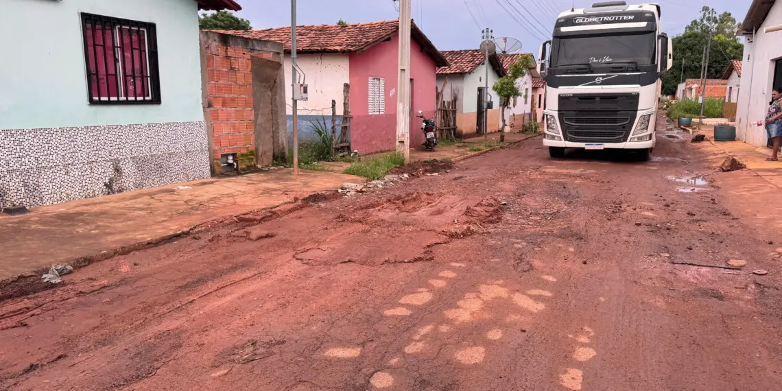 Reflexo da queda da Ponte JK, prefeito de Tocantinópolis proíbe trânsito de caminhões na cidade a partir deste domingo