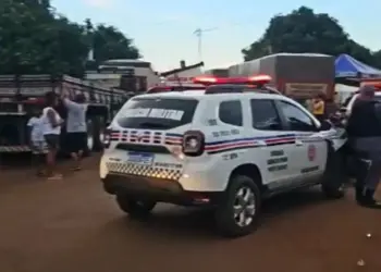 Tocantinópolis e Porto Franco vivem dia de caos na estreia de proibição do trânsito de caminhões, com filas de veículos e protestos; Fabion garante manutenção do decreto