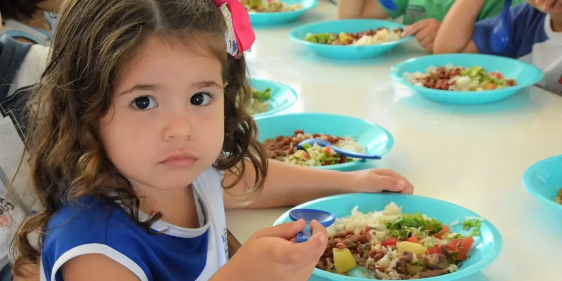 Prefeitura de Araguaína abre chamada pública para a compra de alimentos da agricultura familiar para a merenda escolar