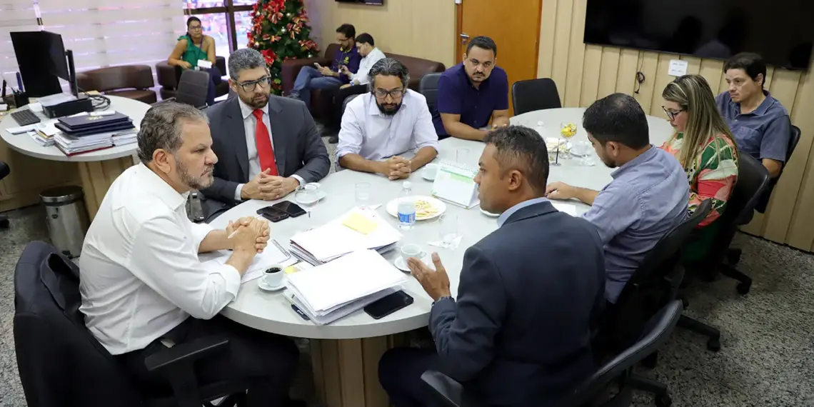 Concurso e Lei Orgânica é pauta de reunião entre sindicatos da Polícia, Casa Civil e SSP; Bruno Azevedo destaca busca de consenso com categorias