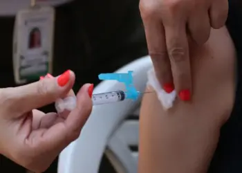 Com 10,9 mil jovens sem proteção contra HPV, Palmas é prioridade da nova estratégia nacional de vacinação do Ministério da Saúde