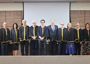 Nova diretoria da Academia Palmense de Letras é empossada; na presidência, Orion Milhomem garante que entidade “estará presente na vida cultural da cidade”
