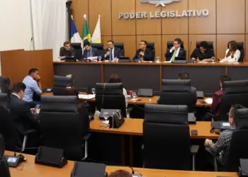 Na Câmara, Prefeitura de Palmas relata R$ 203,9 milhões de despesas do exercício anterior sem registro contábil; vereador Amastha quer instalação de CPI