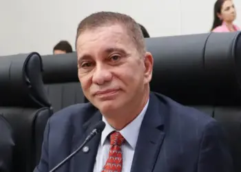 Amastha nega ter executado 70% do Orçamento de Palmas em 2018 e diz ter dado “risada” com fala de Cinthia: “Só se fosse gênio, fiquei 20 dias na prefeitura”