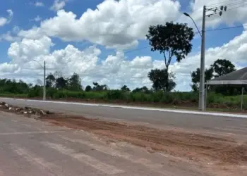 Gurupi adaptou parte do canteiro da Avenida C para viabilizar o tráfego de trios-elétricos no carnaval