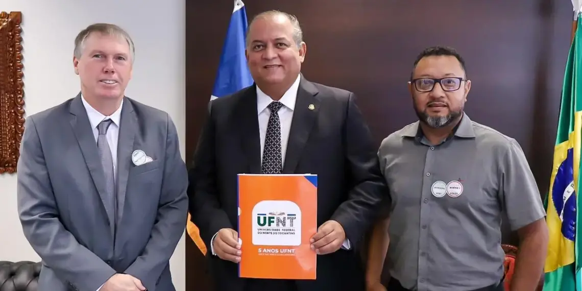 Eduardo Gomes confirma destinação de R$ 20 milhões para modernização e equipagem da reitoria da UFNT