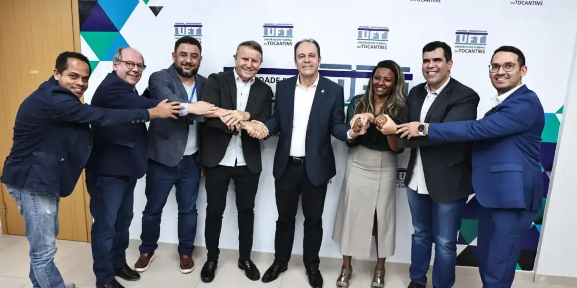 Prefeito Eduardo Siqueira anuncia doação de área de 24 mil m2 à UFT para construção do Hospital Universitário