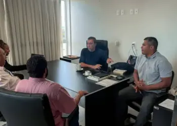 Vereador Amastha reforça compromisso com inclusão e desenvolvimento social em encontro com líderes do Instituto Afroamérica