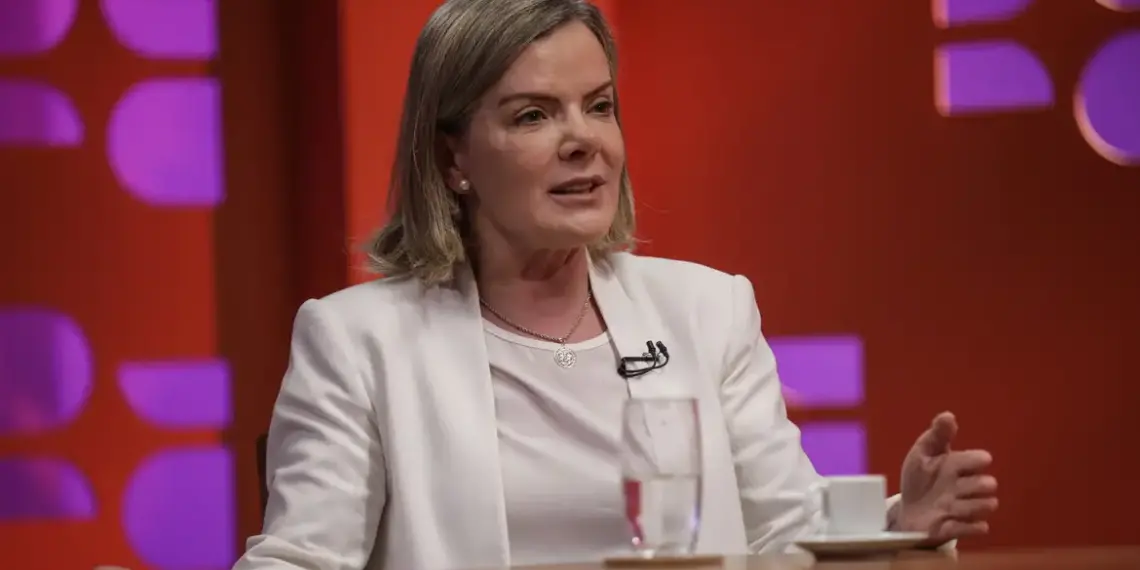 Presidente Lula nomeia Gleisi Hoffmann para comandar articulação política do governo