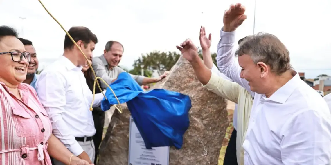 Paço entrega Praça da Arso 43 e prefeito Eduardo Siqueira afirma que Palmas tem alguém “olhando o dia a dia” das pessoas