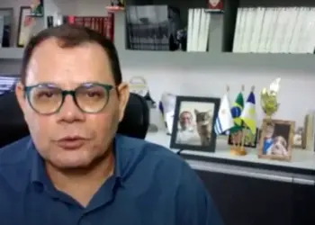 RESUMO DA 2ª | Transporte escolar rural sem receber do Estado, Somos media fim da distribuição de bíblias em escolas e o suplente de Tiago Dimas