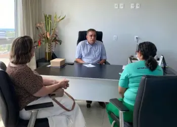 Amastha recebe presidente da APAE Palmas e reforça compromisso com a inclusão