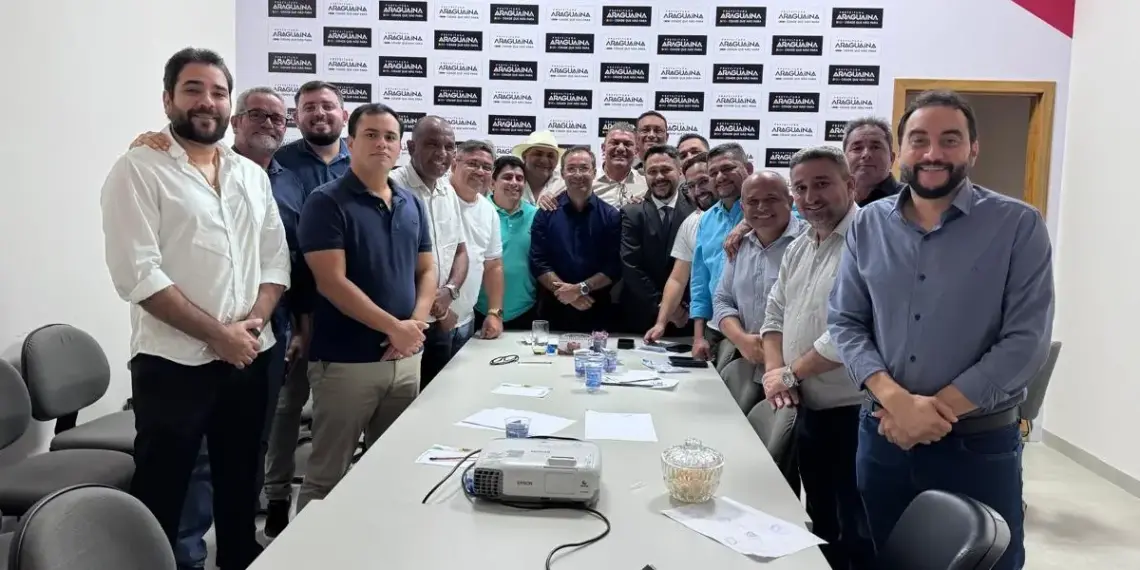 Câmara de Araguaína apresenta ao prefeito Wagner Rodrigues balanço da viagem a Brasília para tratar do aeroporto e mutirão do INSS
