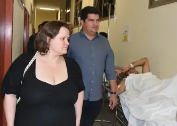 Sesau e Semus discutem parcerias para reduzir filas no HGP; Estado diz que 70% dos atendimentos do Pronto-Socorro são de Palmas