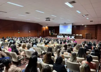 Em comemoração ao mês da mulher, OAB Talk recebe 400 advogadas no auditório da OABTO